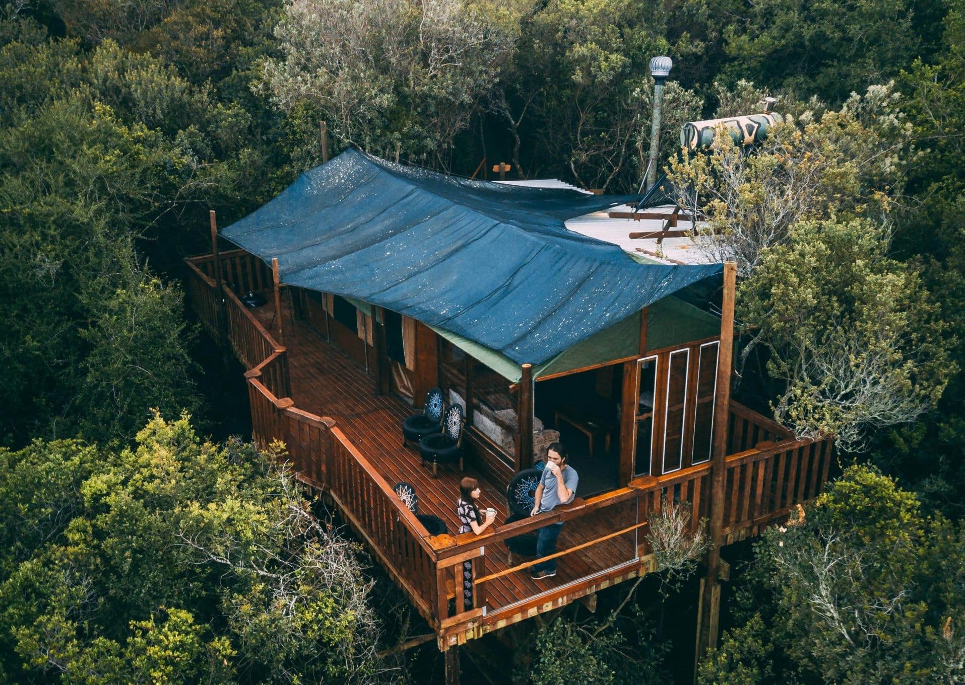 Construire une terrasse en bois avec une scie circulaire